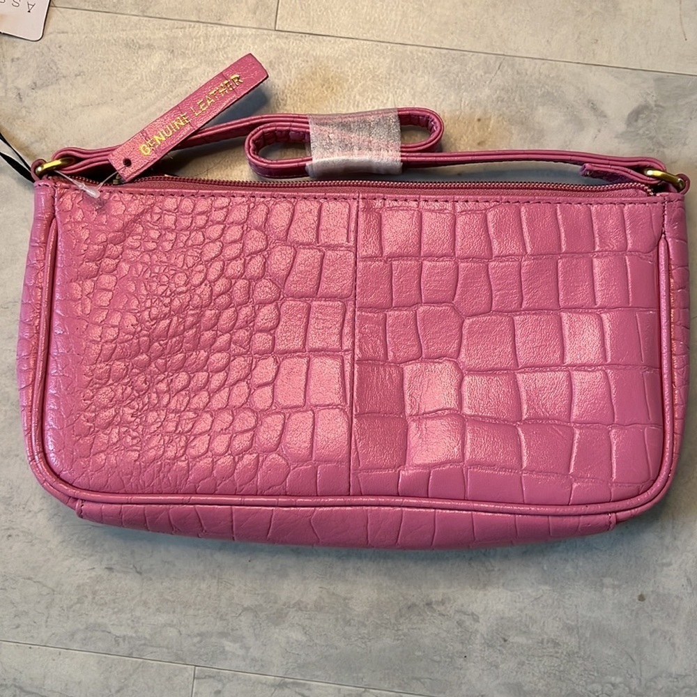 Zara Assots Genuine Leather CrocPatterned NWT shoulder bag Pink/ Gold hardware - Picture 5 of 14
